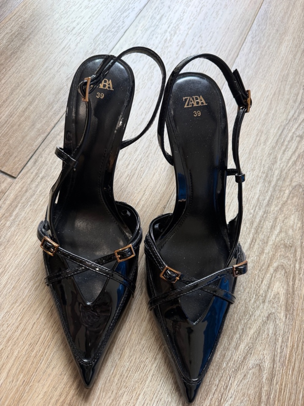 Zara Black Patent Pointed Slingback Heels with Buckle Detail - Picture 4 of 4